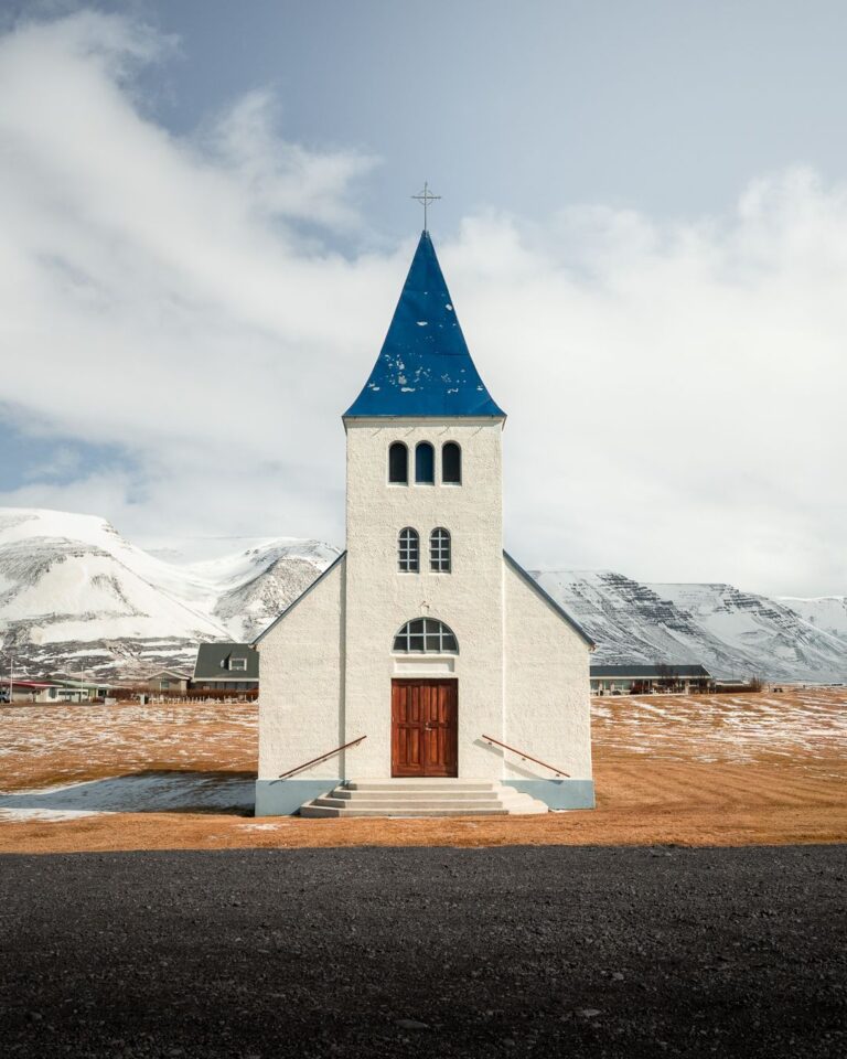 Instagram post from basleroy. This post is in position 1.